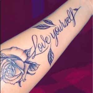 Meet your Posher, Haylie